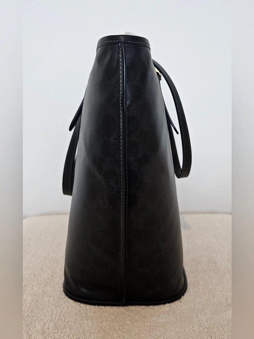 Coach Black Signature Canvas Leather Taxi Tote with Wristlet NWOT
